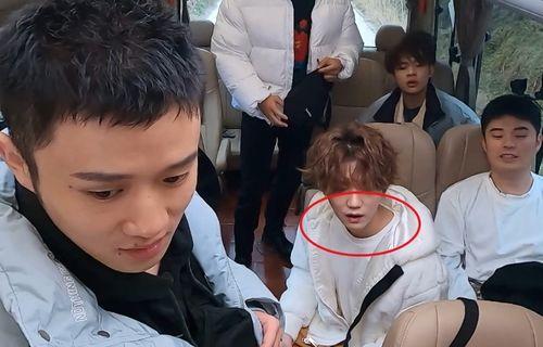 吃瓜犯法的视频真实,揭秘吃瓜犯法背后的法律风险