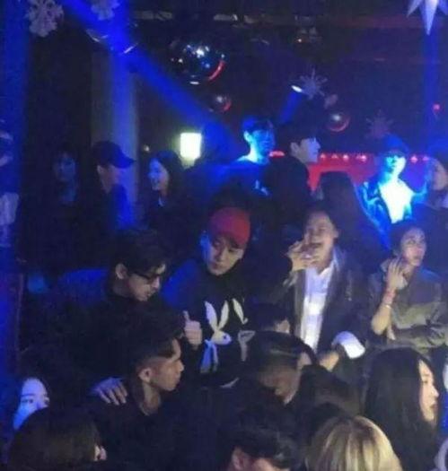 舞台吃瓜事件真相视频,真相视频曝光背后的惊人内幕